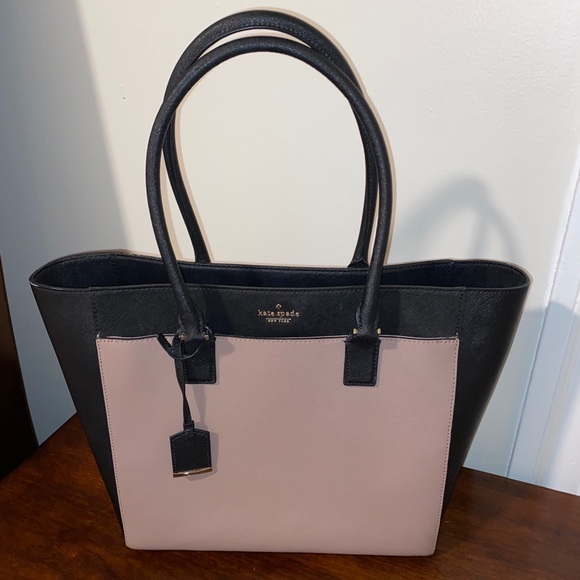 Kate Spade Purse - Picture 3 of 6